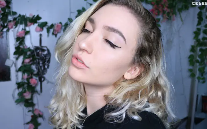 Rose ASMR