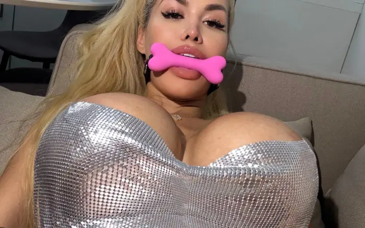 katebigboobs
