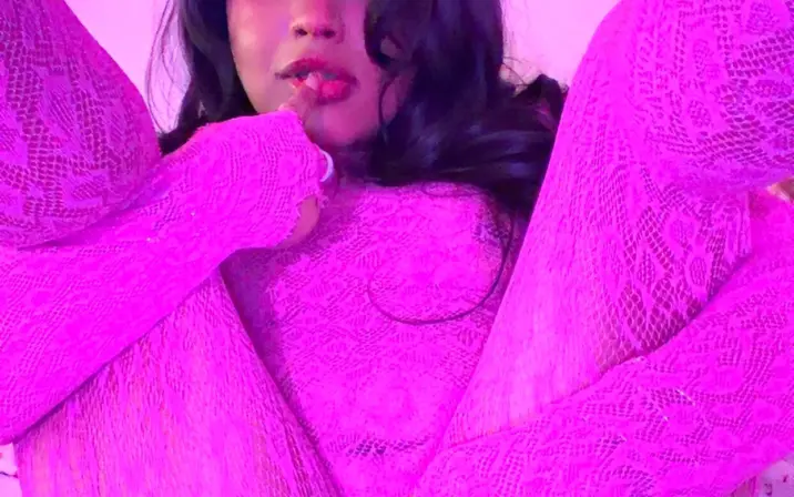 Gigi yummi / gigiyummi / hewwoslut