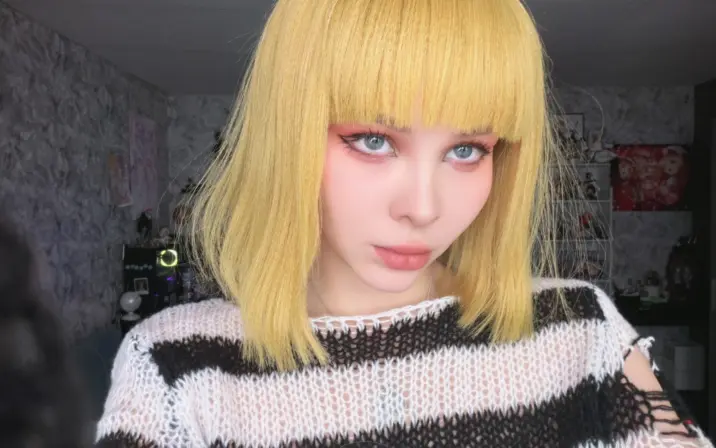 Dosya Gasai/Tsuki.Des