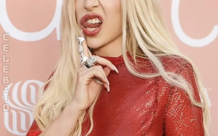 Ava Max