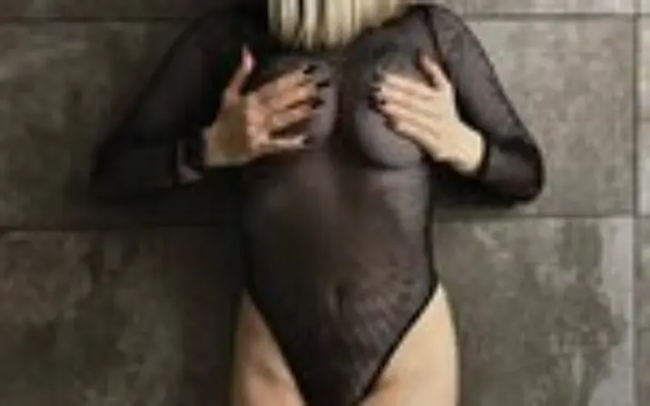 pussycat / jane_of_blonde