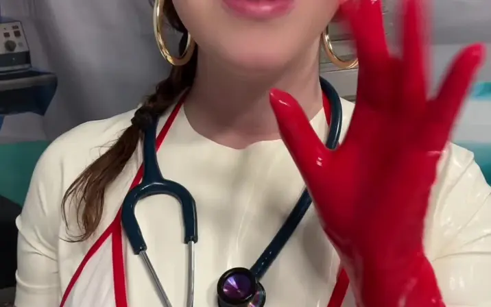 Stella Grey / themostinterestingwoman / Stellaslivinglife / nurse_stella