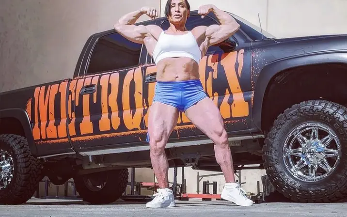 MuscleMilfSusanKay / Susan Kay
