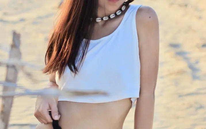 mon.petite / mon.delao
