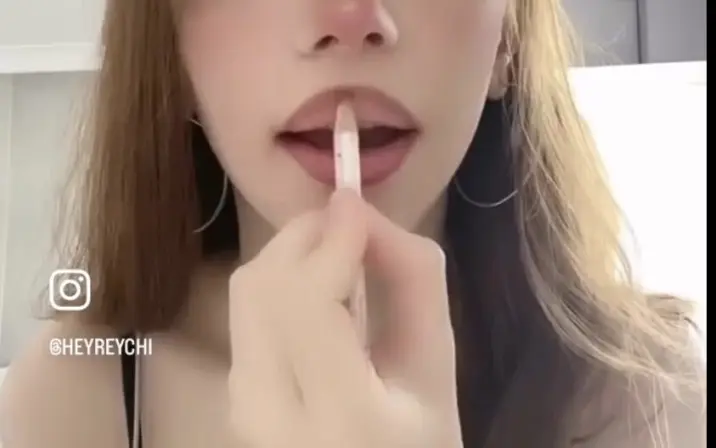 Reyhan Kararas - ll_reyyy