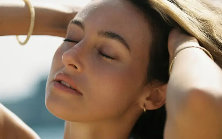 Mia C. Bell / Mia Larelle