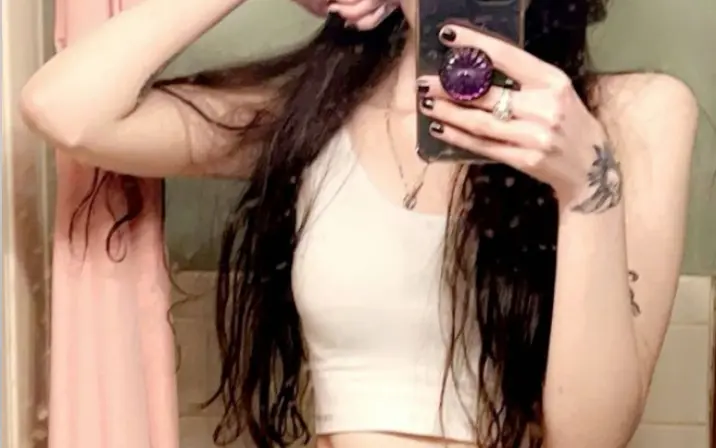 ayohomie / violetmartinezx