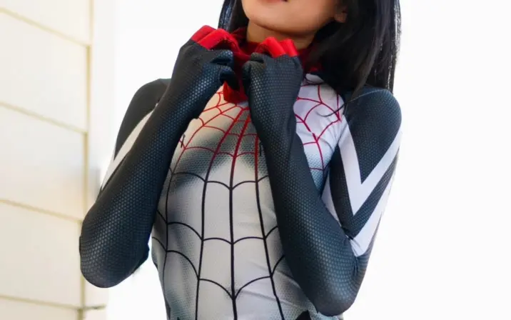 Emily Boe / Universeofemily