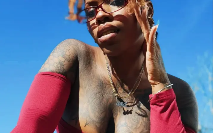 Sun Queen / Sunqueenn