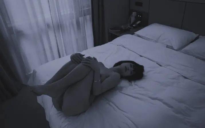 芊落 qianqianluoluo