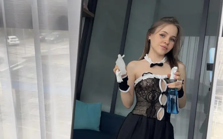 Julia | raychel_kiss