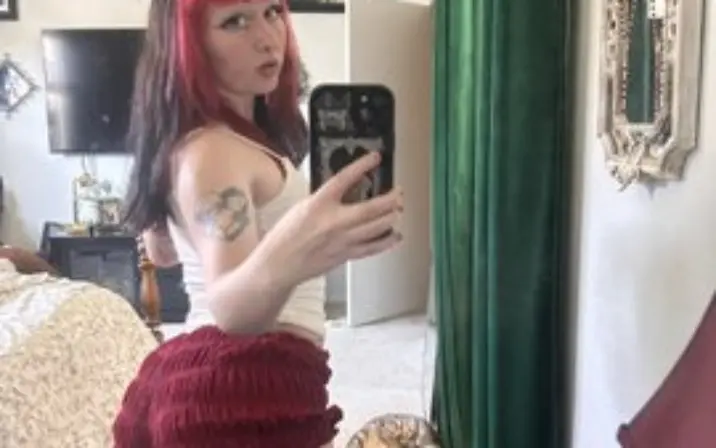 delusionalslvt / itzhannahrae / sinfulbae