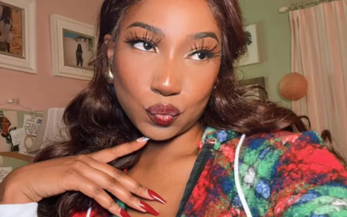 Krissykakes / bitchitsk