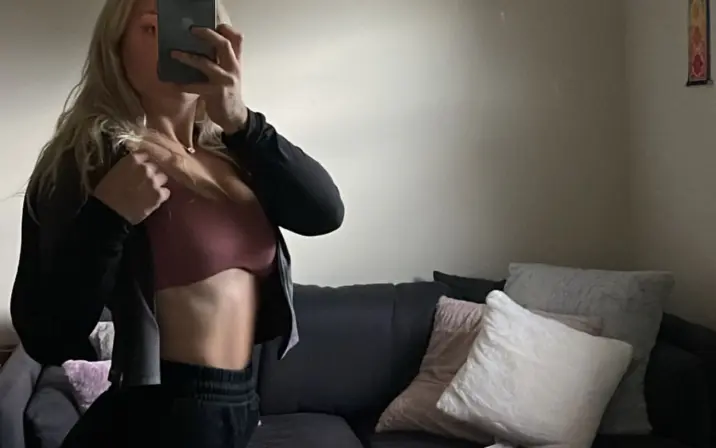 Deanna Horvath / deannamarie.fitness