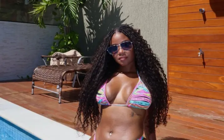 Giovanna Maximo (amiga da Mel Maia)