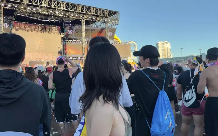 xouuuus / YUYU 유유