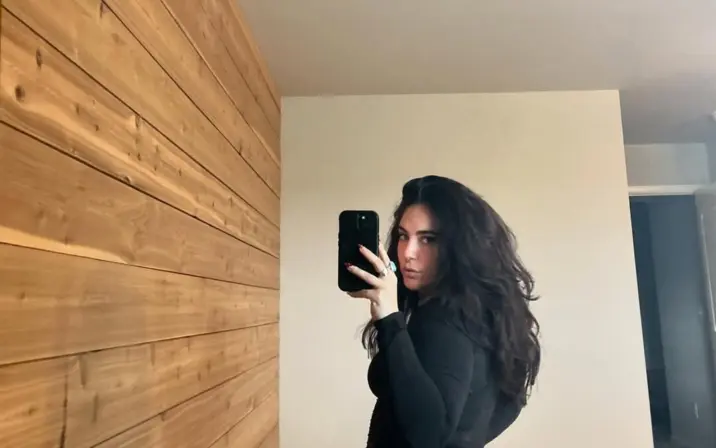 Camiraddd / Camila Radoslovich