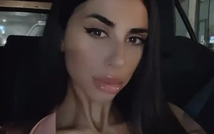 Sarasfamurri therealmorenita