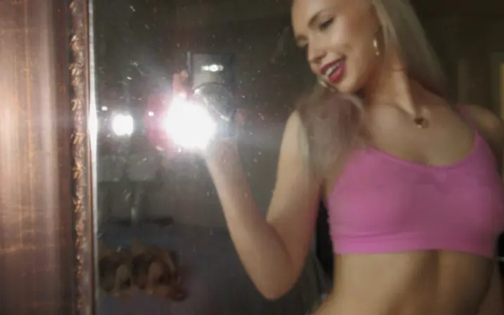 sydneefogg / sydneeerenae / prettyyinpink