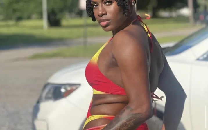 Amira Symon / ch0cobunny