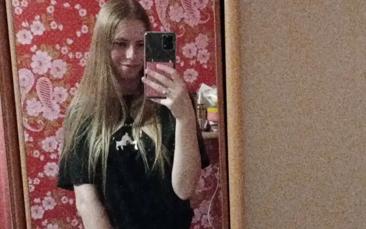 Rose - littlepinkbrat7