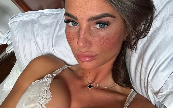 Maddy Cheary / maddycheary