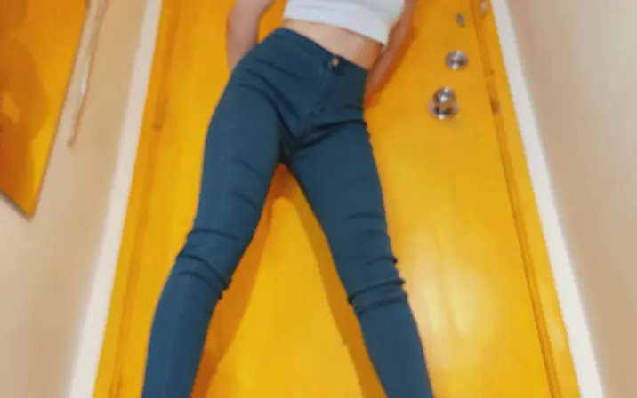 Anaimiya  /  Naimi奶咪