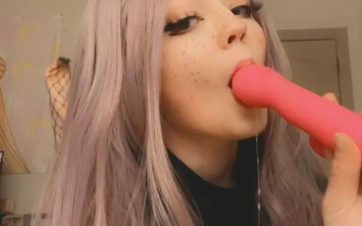 Strawbeariemilkk / strawwberrymiilkk / straw_milkk / Strawbearie / mimibear