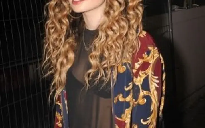 Ella Eyre