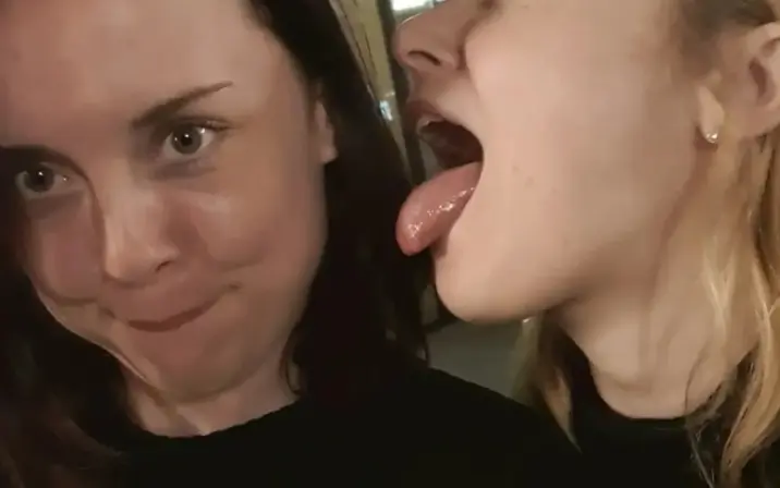 Sydney Poniewaz (Sydsnap)