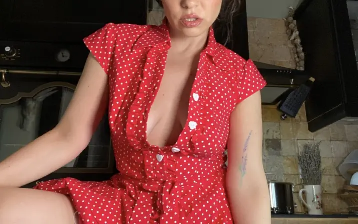 Irenebelle / Eirenebelle / Irene Apostu