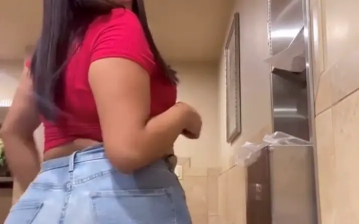 Thick Baddie @_222cyn_