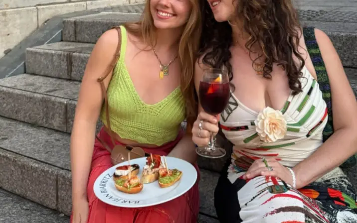 Holly Taylor (actress)