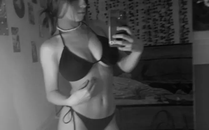 Hailey Phillips / haileychechik / haileyphilllips / maybeehailey /