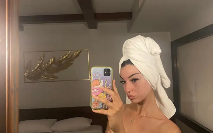 Cat Lee / caitlinnlee