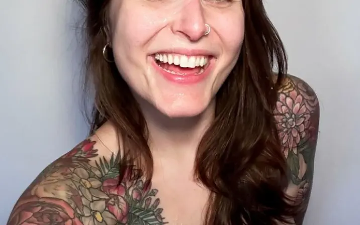 Bunny Barnett / thedolphingirl