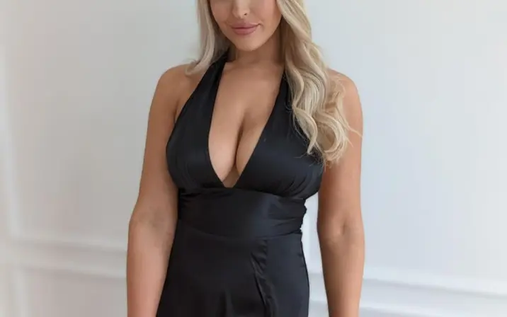 Emma Louise Jones (eljonesuk)