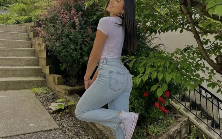 gal akbari / gal.cal / q.gal