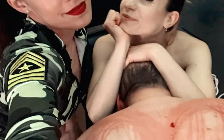 Miss Flora Femdom / Miss Flora Berlin