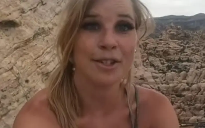 Ellie in Space / esherifftv