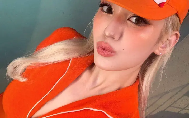 Jeon Somi/ENNIK SOMI