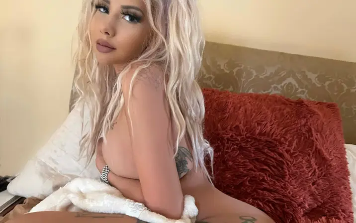 Ally Lotti / Dannygirlxo