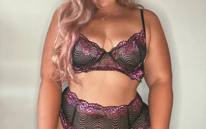 Sampaige/Thebigbootybarbie