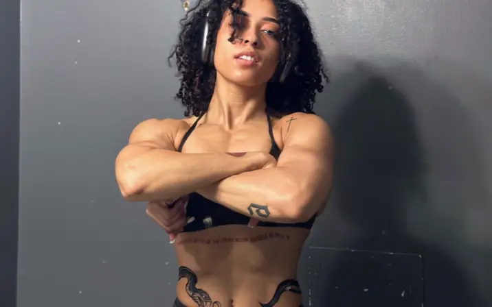 solesndsouls // Praying Mantis