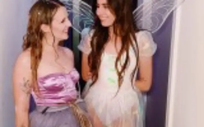 Dodie Clark doddleoddle