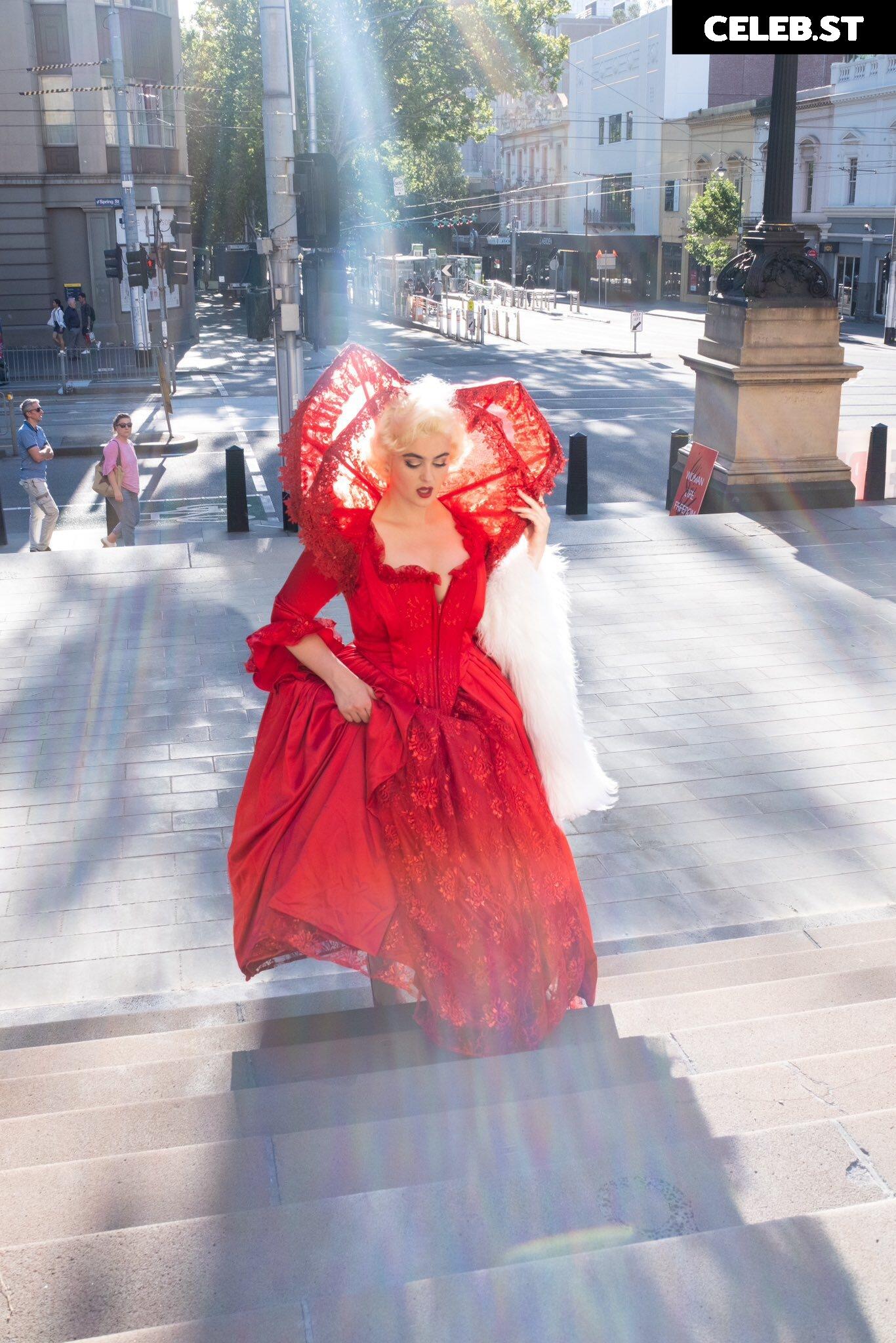 Stefania Ferrario Image 913755