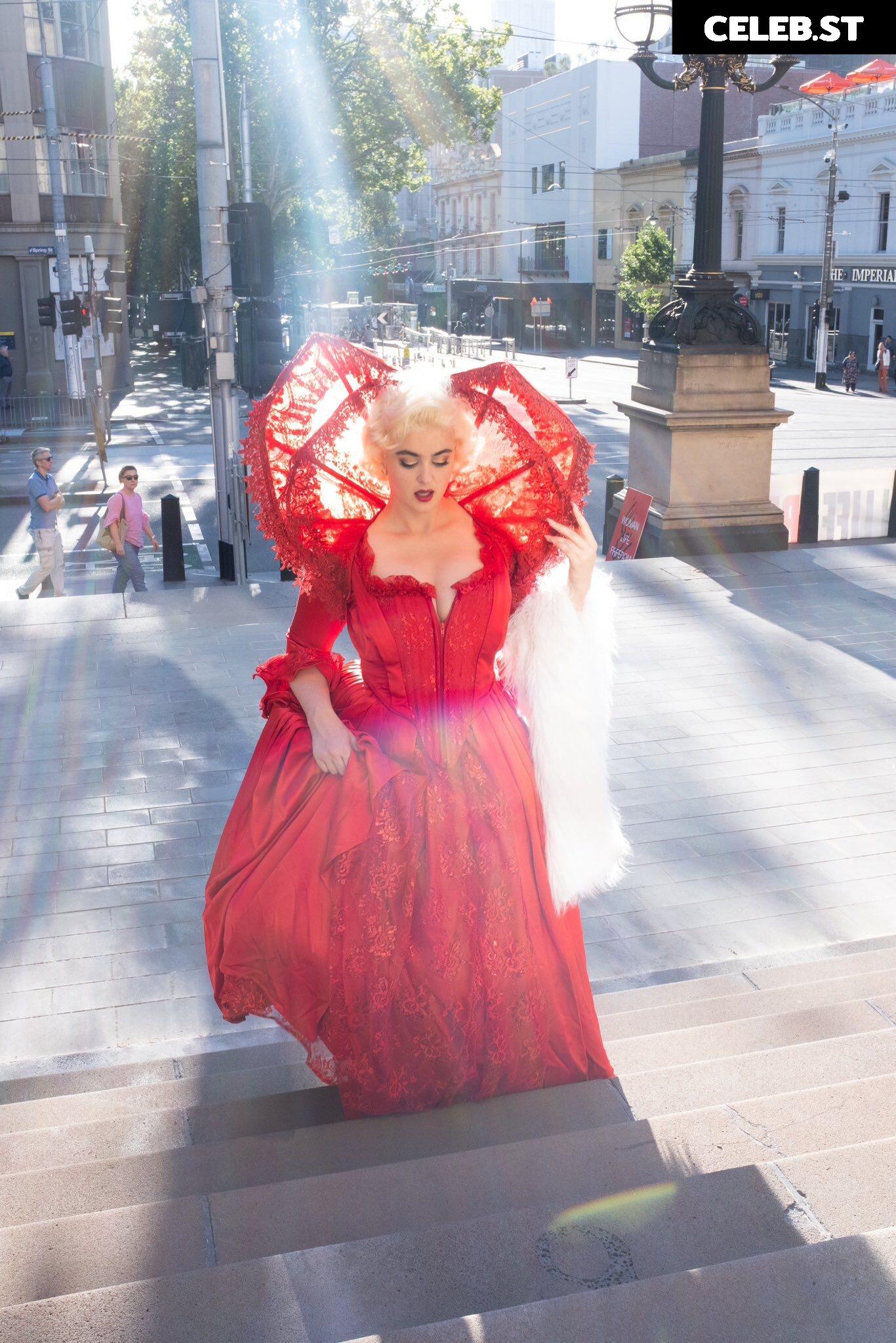 Stefania Ferrario Image 913815
