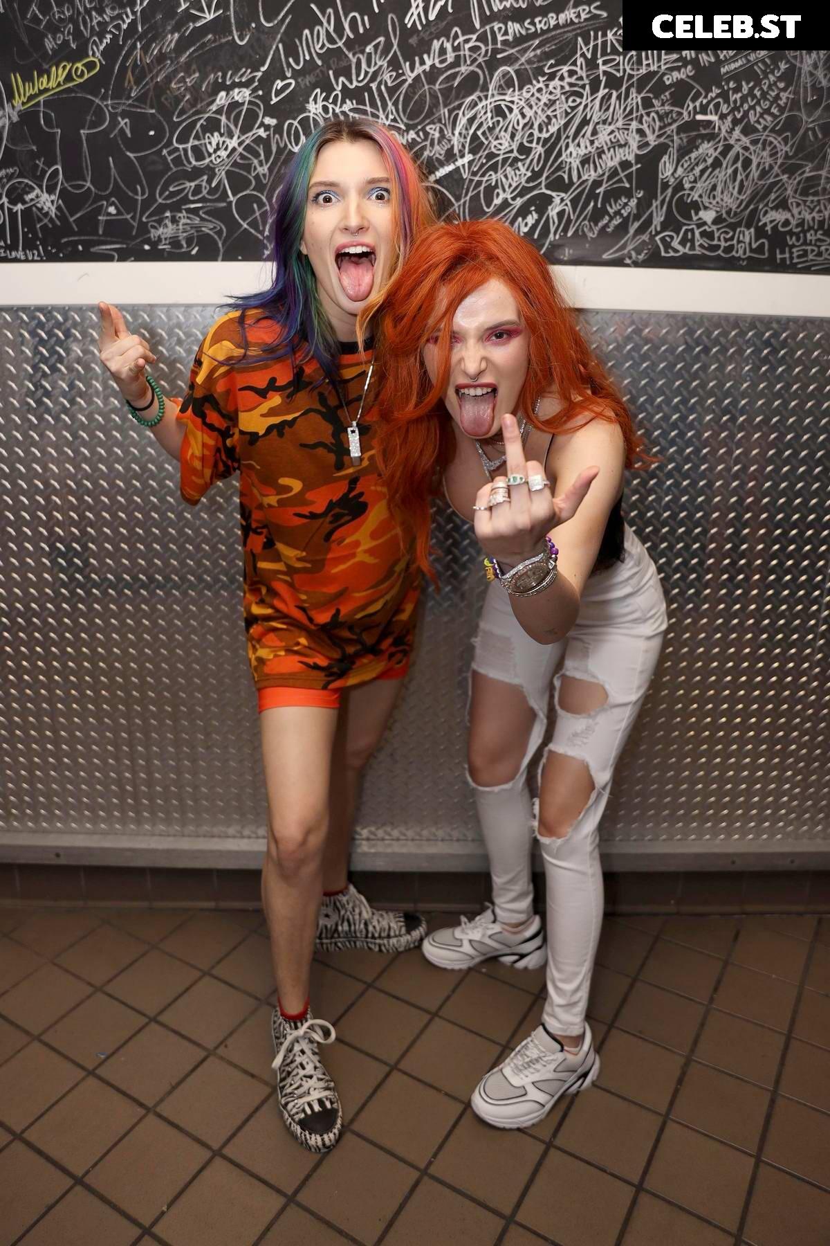 Bella Thorne Image 9885307