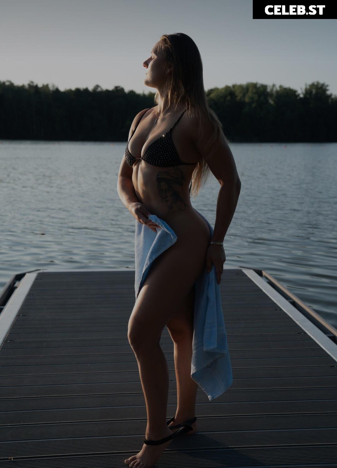 Lisa Buckwitz Image 9885286